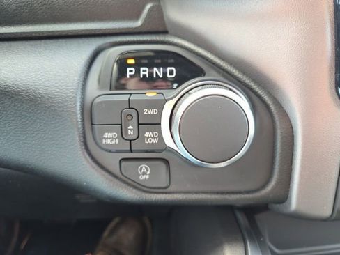 New 2026 RAM 1500 Express AWD/4WD image 17