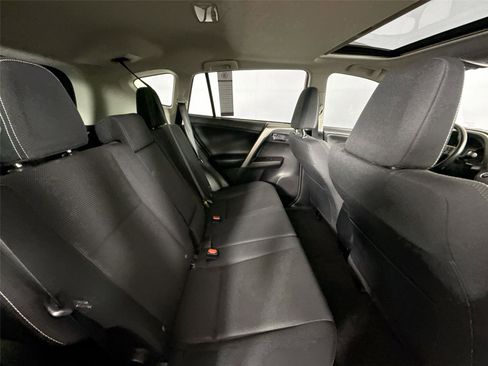 Used 2017 Toyota RAV4 XLE FWD image 39