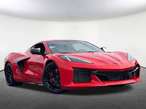 Used 2025 Chevrolet Corvette Z06 w/ Stealth Interior Trim Package image 2