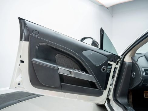 Used 2014 Aston Martin Rapide S image 29