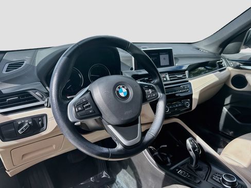 Used 2022 BMW X1 sDrive28i w/ Convenience Package FWD image 9