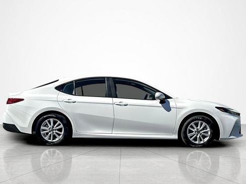 Used 2026 Toyota Camry LE FWD image 6