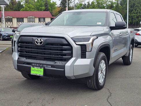 New 2026 Toyota Tundra SR5 AWD/4WD image 3