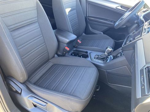 Used 2023 Volkswagen Tiguan S image 8