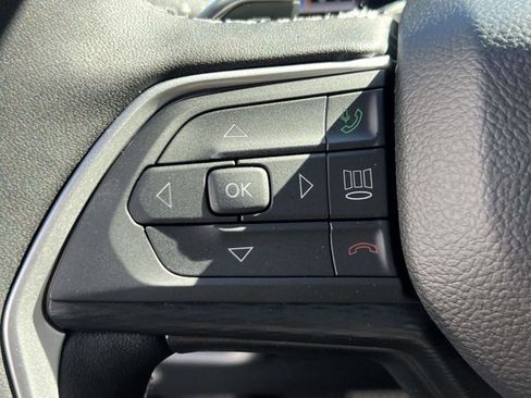 Used 2025 Jeep Grand Cherokee L Altitude image 19