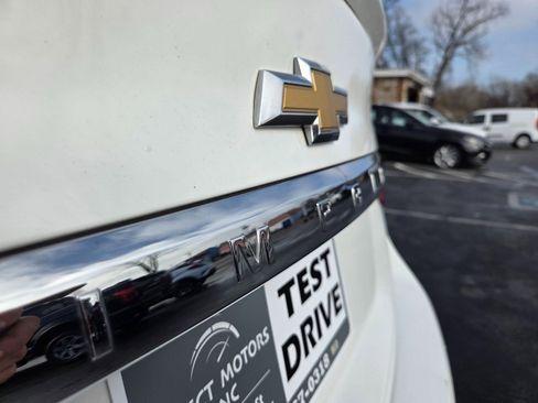 Used 2015 Chevrolet Impala LT image 9