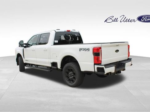 New 2026 Ford F250 Lariat w/ Black Appearance Package AWD/4WD image 4