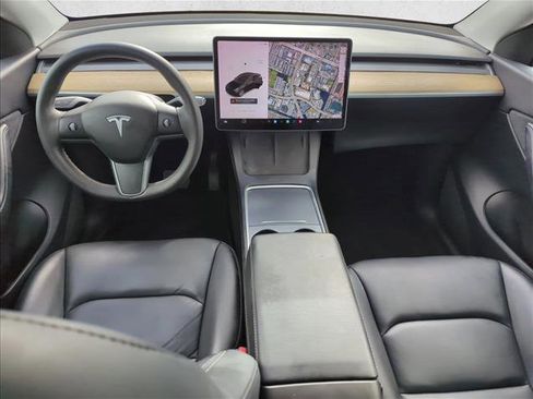 Used 2021 Tesla Model Y Long Range image 20