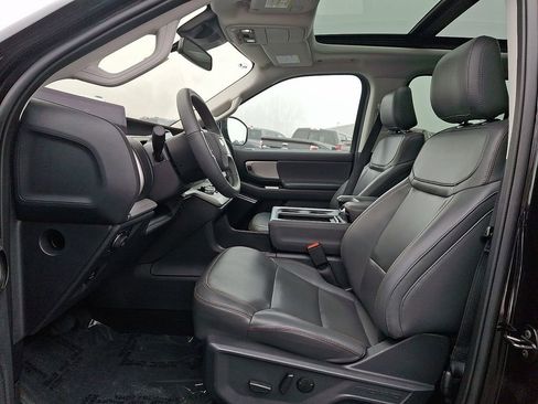 Used 2025 Ford Expedition Max Active image 14