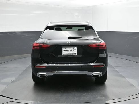 New 2025 Mercedes-Benz GLA 250 4MATIC image 5