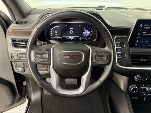 Used 2022 GMC Yukon SLE AWD/4WD image 13