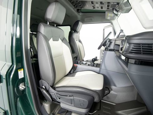 Used 2025 INEOS Grenadier AWD/4WD image 34