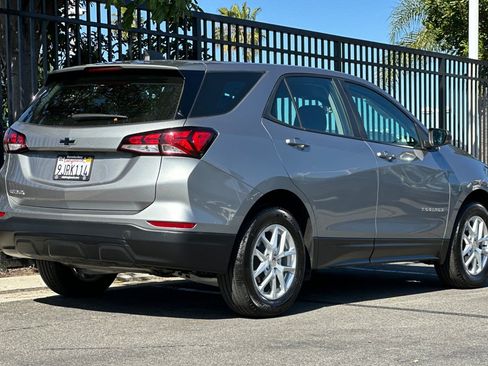 Used 2024 Chevrolet Equinox LS image 4