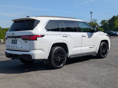 Used 2023 Toyota Sequoia SR5 w/ SR5 Premium Package image 9