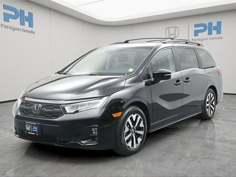 Certified 2026 Honda Odyssey EX-L image 1