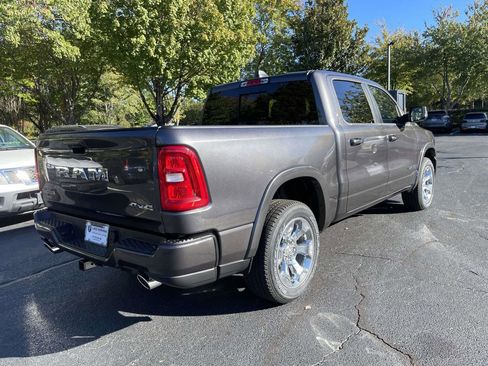 New 2026 RAM 1500 Big Horn AWD/4WD image 9