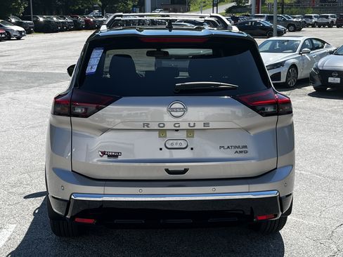 New 2026 Nissan Rogue Platinum w/ Platinum Premium Package AWD/4WD image 6