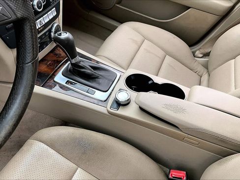 Used 2013 Mercedes-Benz C 250 Sedan image 13