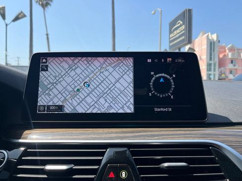 Used 2023 BMW 530e w/ Convenience Package RWD image 19