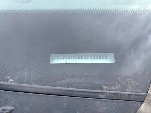 Used 2018 Jeep Compass Limited w/ Navigation Group image 19