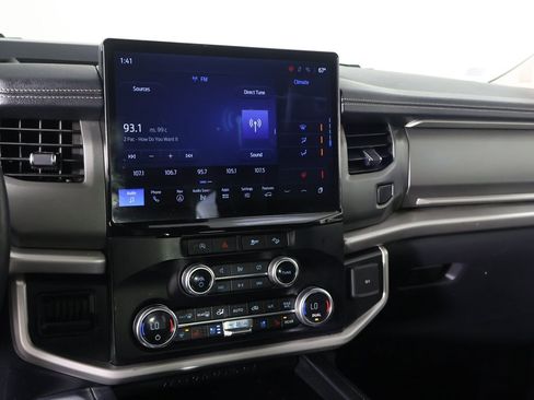 Used 2024 Ford Expedition XLT image 48