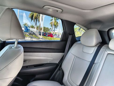 Used 2025 Hyundai Tucson SEL image 13