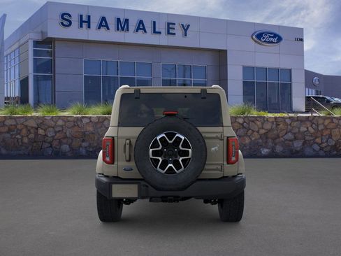 New 2025 Ford Bronco Outer Banks image 5