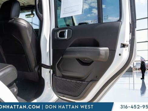 Used 2023 Jeep Wrangler Unlimited Sahara w/ Cold Weather Group AWD/4WD image 22