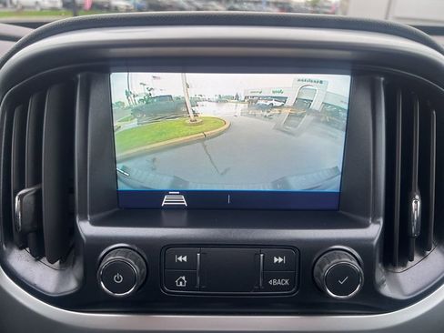 Used 2022 Chevrolet Colorado LT w/ Fleet Safety Package image 52