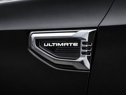 New 2026 GMC Yukon Denali Ultimate AWD/4WD image 3