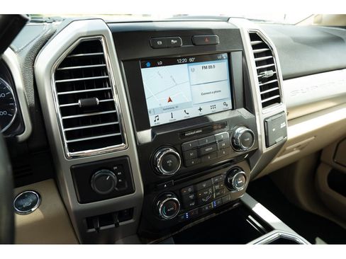 Used 2017 Ford F350 Lariat w/ Lariat Ultimate Package AWD/4WD image 24