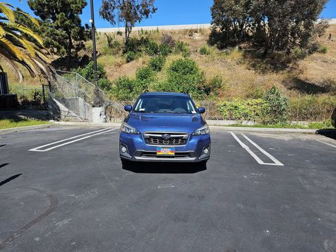 Used 2018 Subaru Crosstrek 2.0i Premium image 2