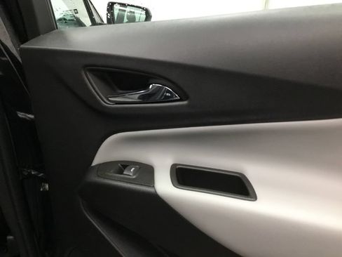 Used 2023 Chevrolet Equinox LS w/ LPO, Cargo Package FWD image 18