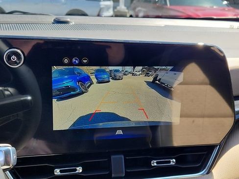 New 2026 Chevrolet Equinox ACTIV AWD/4WD image 13