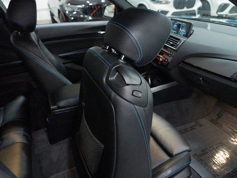 Used 2017 BMW M2 image 32