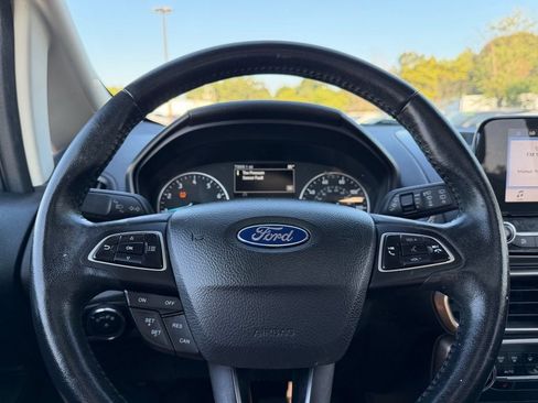 Used 2018 Ford EcoSport SE FWD image 12