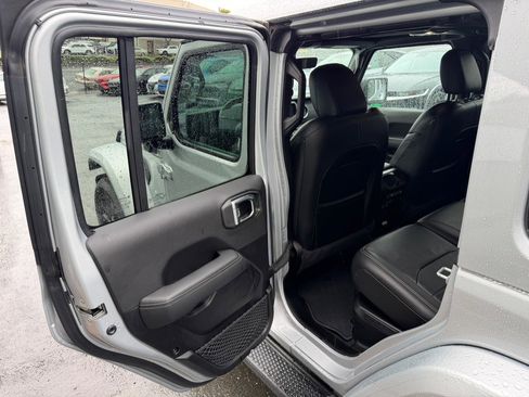 Used 2023 Jeep Wrangler Sahara w/ Cold Weather Group image 44