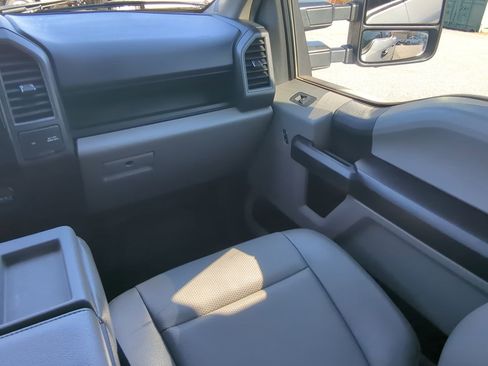 Certified 2022 Ford F250 XL w/ Power Equipment Group image 15
