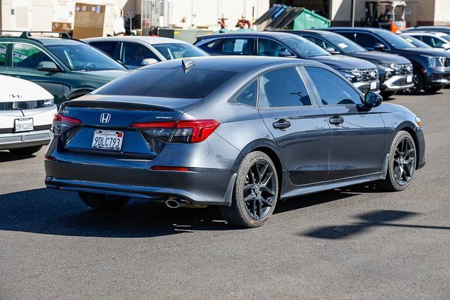 Used 2022 Honda Civic Sport image 5