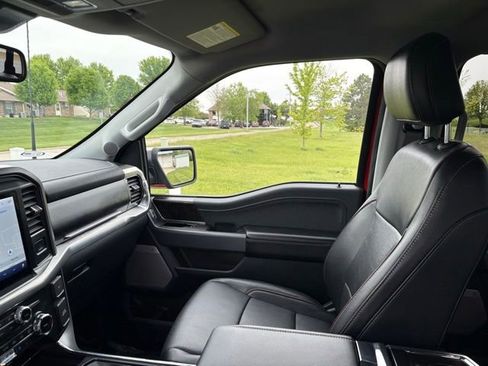 Used 2022 Ford F150 Lariat w/ Equipment Group 502A High AWD/4WD image 16