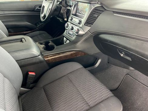 Used 2019 Chevrolet Tahoe LS w/ Enhanced Driver Alert Package AWD/4WD image 24