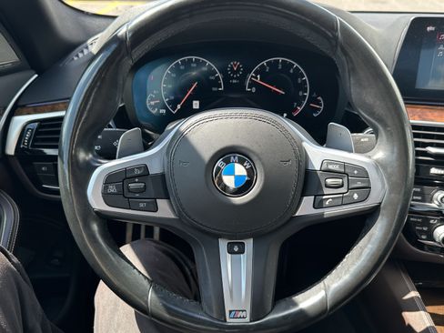 Used 2019 BMW 540i xDrive w/ M Sport Package AWD/4WD image 19