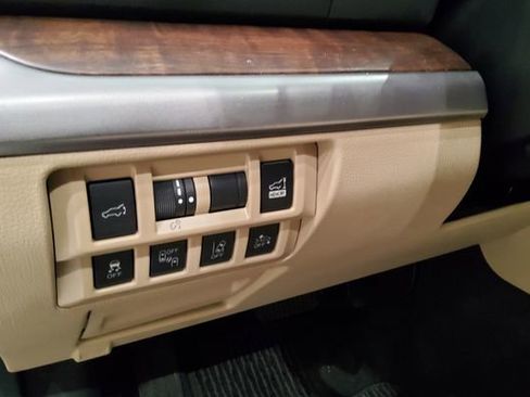 Used 2018 Subaru Outback 2.5i Limited AWD/4WD image 41