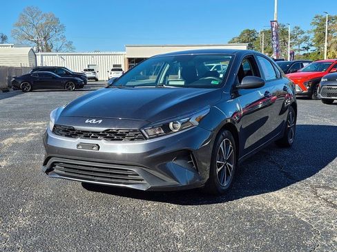 Used 2024 Kia Forte LXS image 6