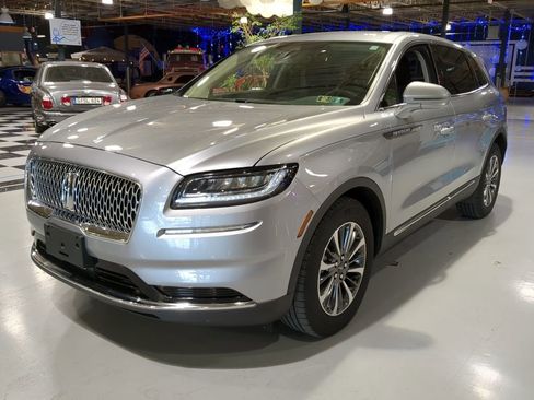 Used 2022 Lincoln Nautilus AWD w/ Premium Package image 1