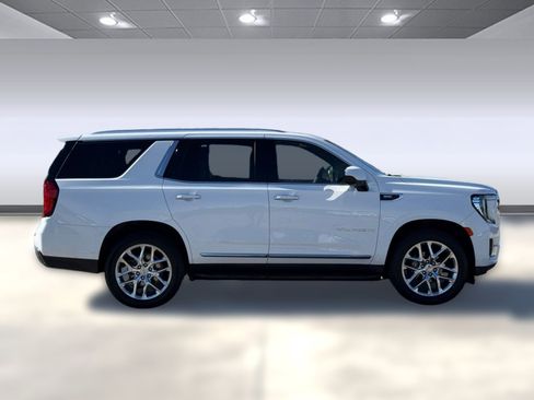 Used 2022 GMC Yukon SLT AWD/4WD image 8