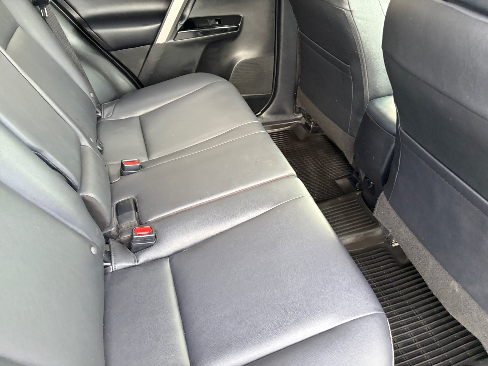 Used 2018 Toyota RAV4 Limited w/ All Weather Liner Package AWD/4WD image 18