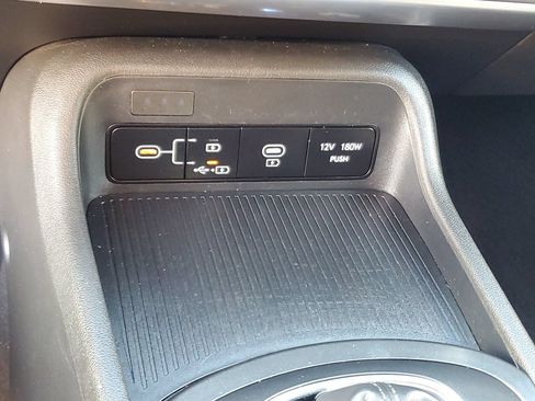 Used 2024 Hyundai Kona SEL FWD image 22