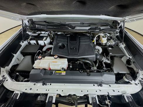 Used 2023 Toyota Tundra SR5 w/ TRD Off-Road Package image 24