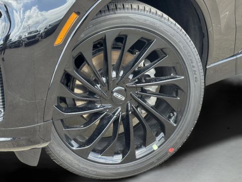 New 2026 Lincoln Aviator Reserve w/ Jet Appearance Package RWD image 37